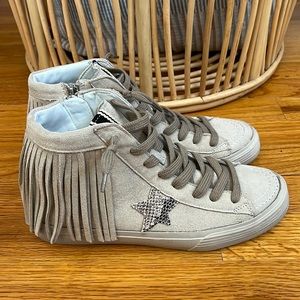 Shu Shop suede ankle high sneakers in size 7.5 (fit like an 8)